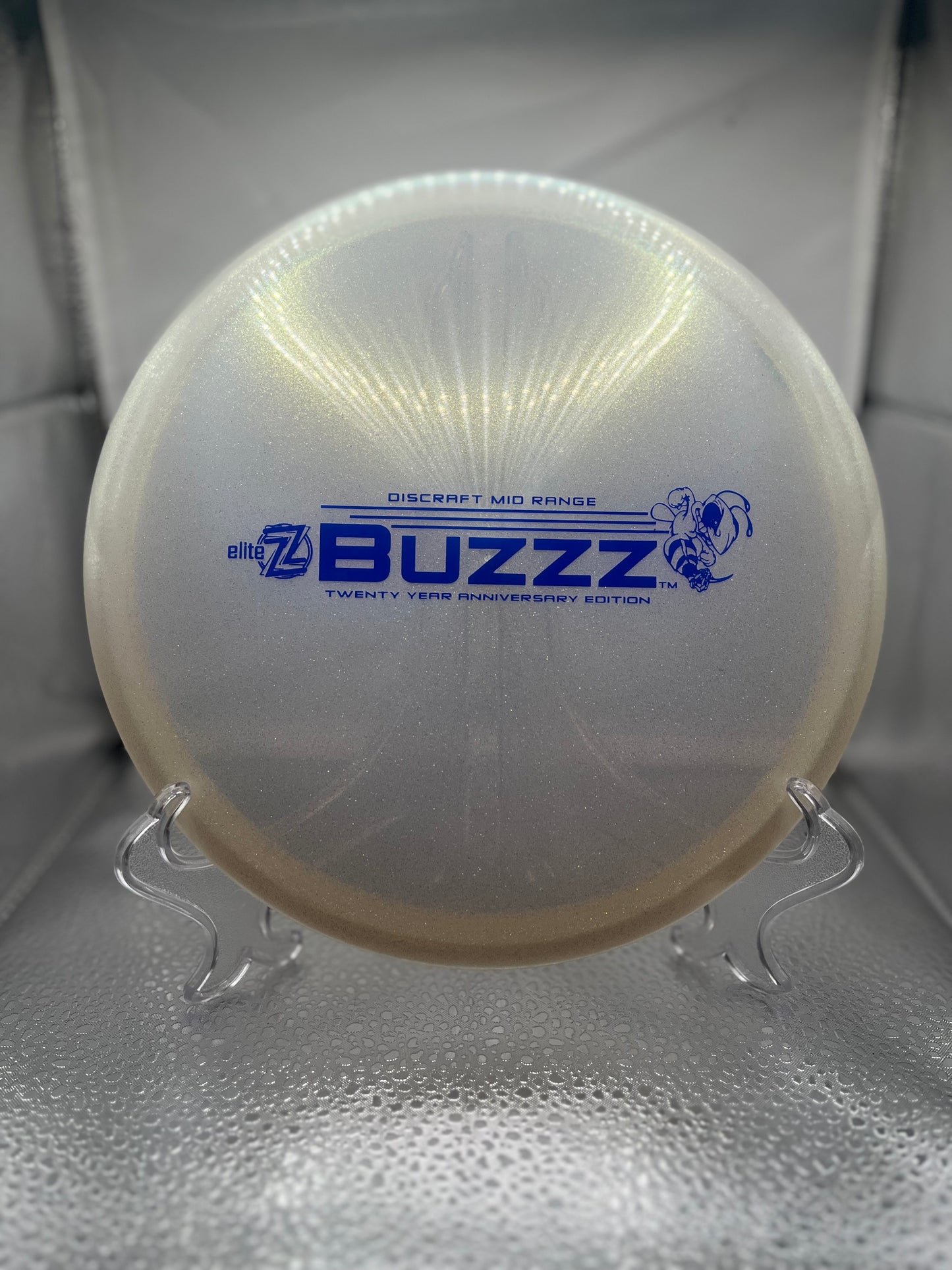 Discraft 20 Year Anniversary Buzzz White/Blue Glitterbomb! 175-176